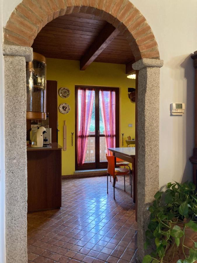 Un Bell Incontro Lejlighed Borgo Ticino Eksteriør billede