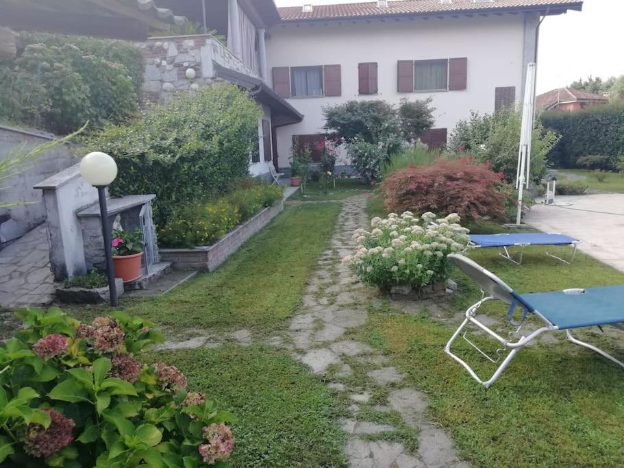 Un Bell Incontro Lejlighed Borgo Ticino Eksteriør billede