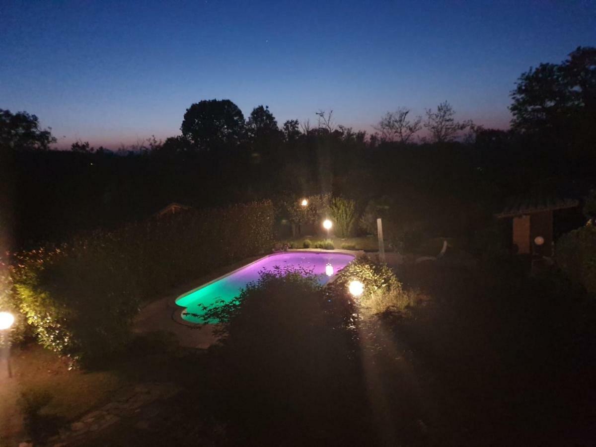 Un Bell Incontro Lejlighed Borgo Ticino Eksteriør billede